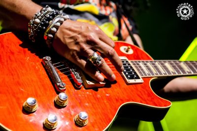 Photo : © Mat Ninat | Sujet : Slash | Date : 2014-11-13 | Lieu : Zénith, Paris, France.